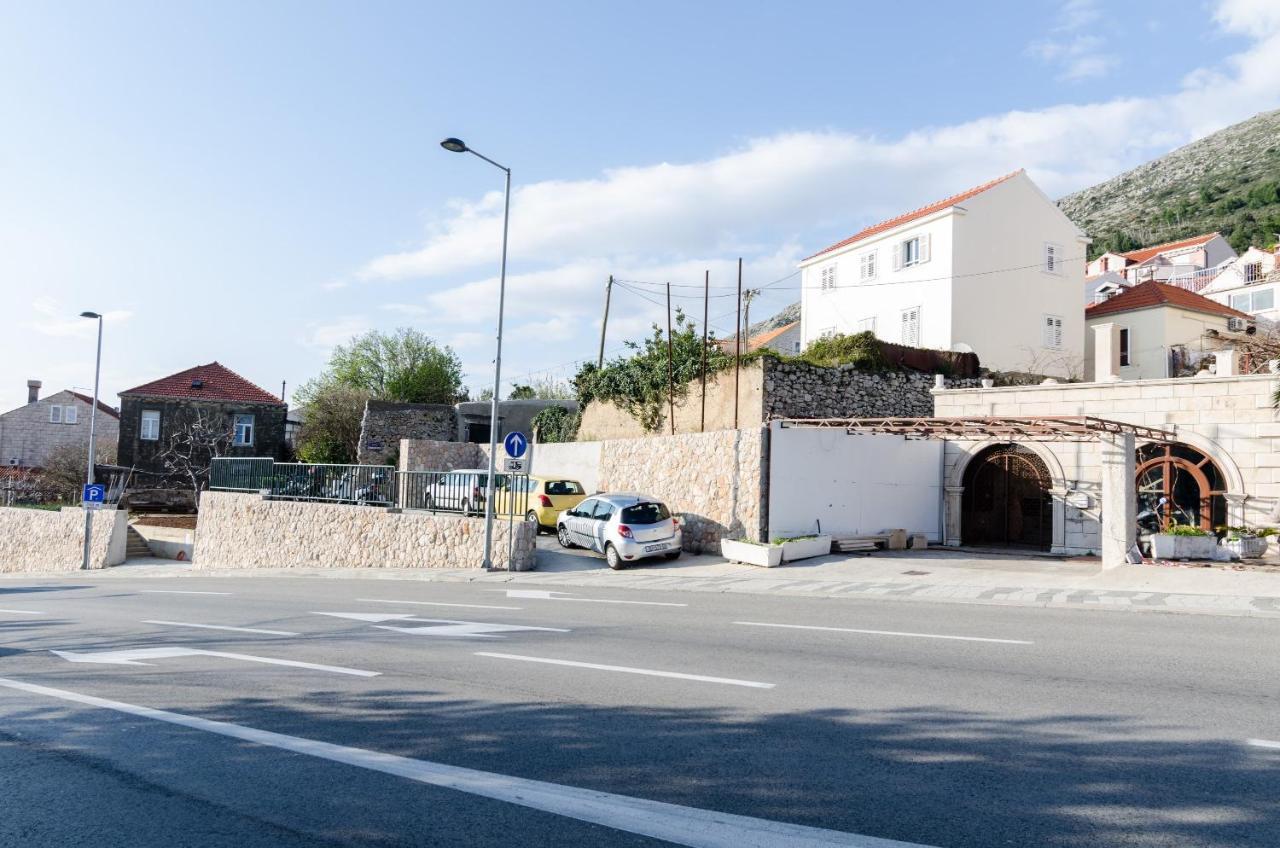 White Wave Guest House Ragusa Esterno foto